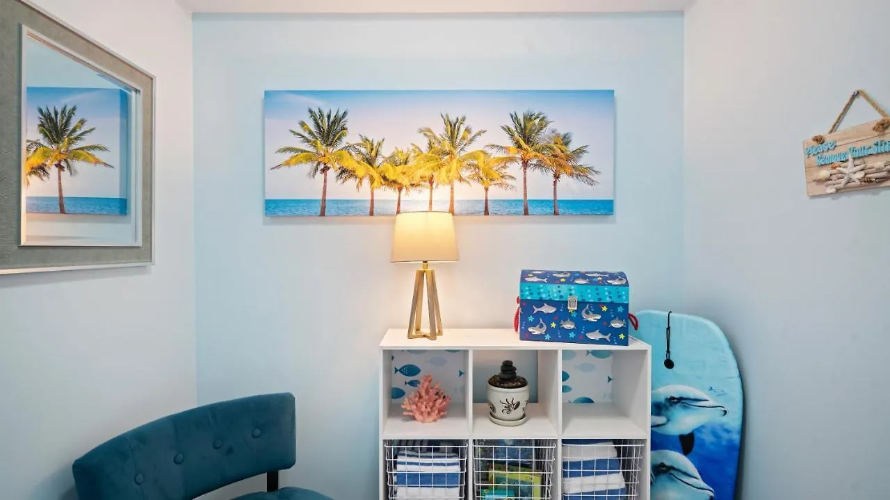 Manta Ray Suite At The Waikiki Banyan Honolulu Apartment