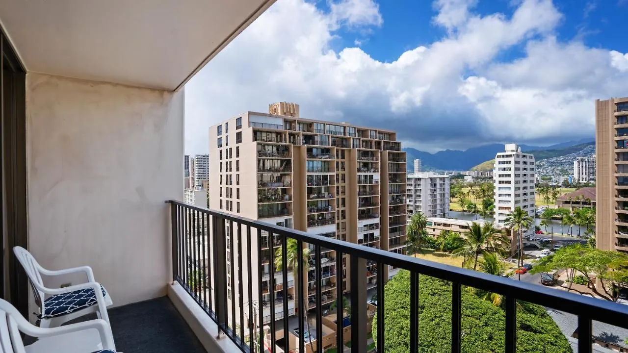 Manta Ray Suite At The Waikiki Banyan Honolulu Apartment
